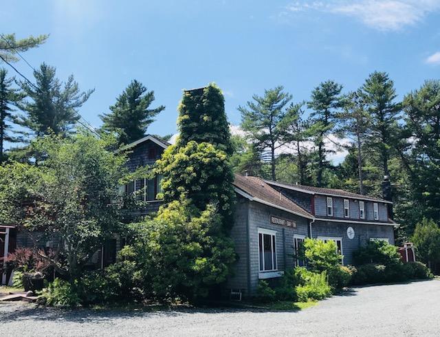 Ironbound Inn And Restaurant Hancock Exterior photo